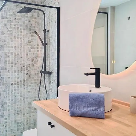 Loomins By Interhome Apartman Tossa de Mar